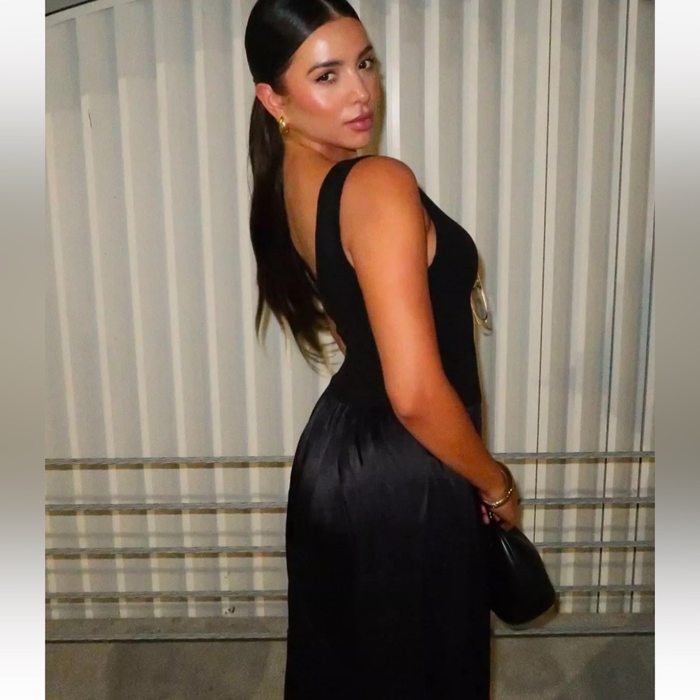 Zara Black Contrast Midi Dress V-neck Dropped waist Tonal fabric size S NWT - Picture 11 of 16